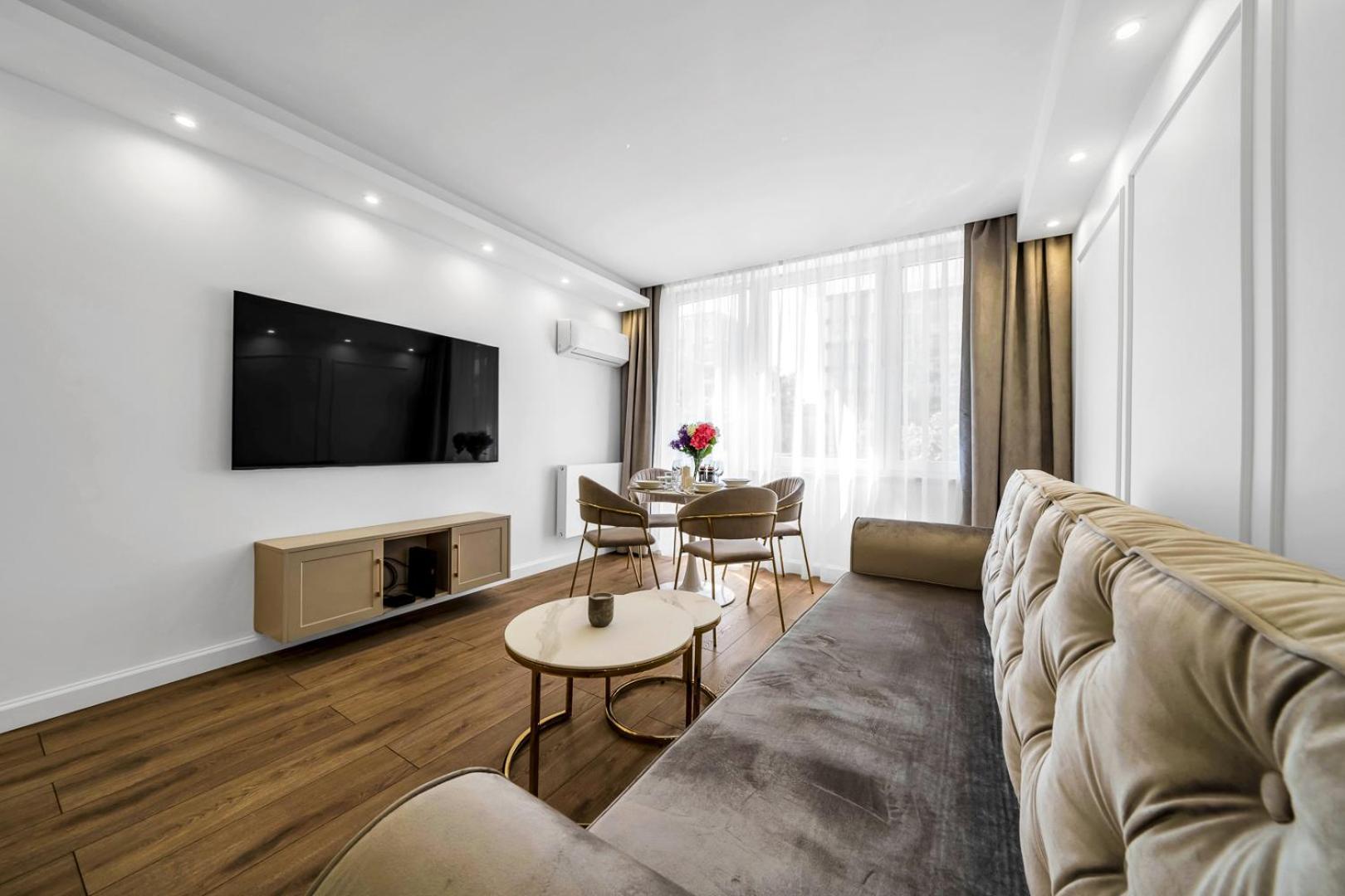Warsaw Centrum Apartment - Workspace, Balcony - By Rentujemy Dış mekan fotoğraf